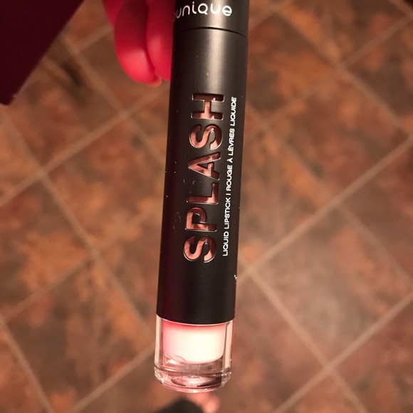 Younique Other - Sparkling Younique Splash Liquid lipstick